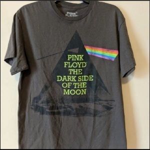 🌈Pink Floyd graphic tee